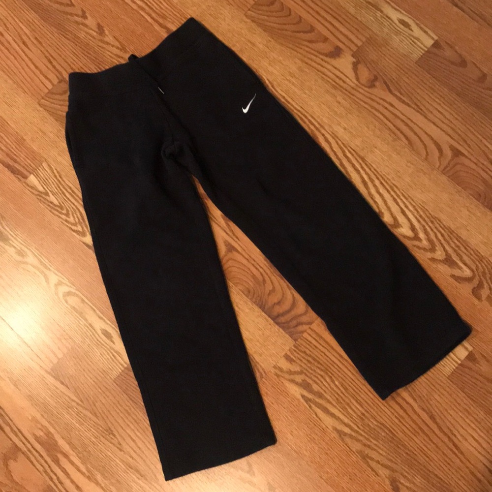 Girls, small, Nike sweats